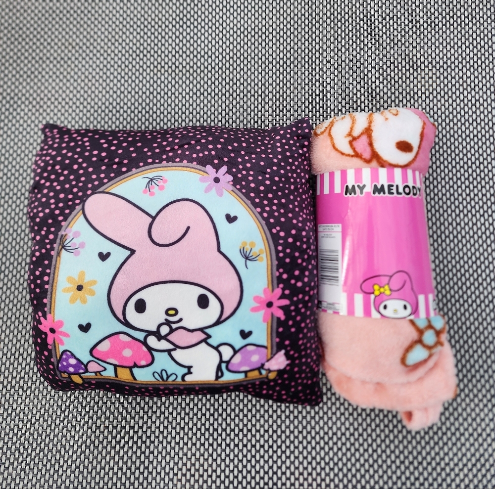 MY MELODY PILLOW AND BLANKET SET